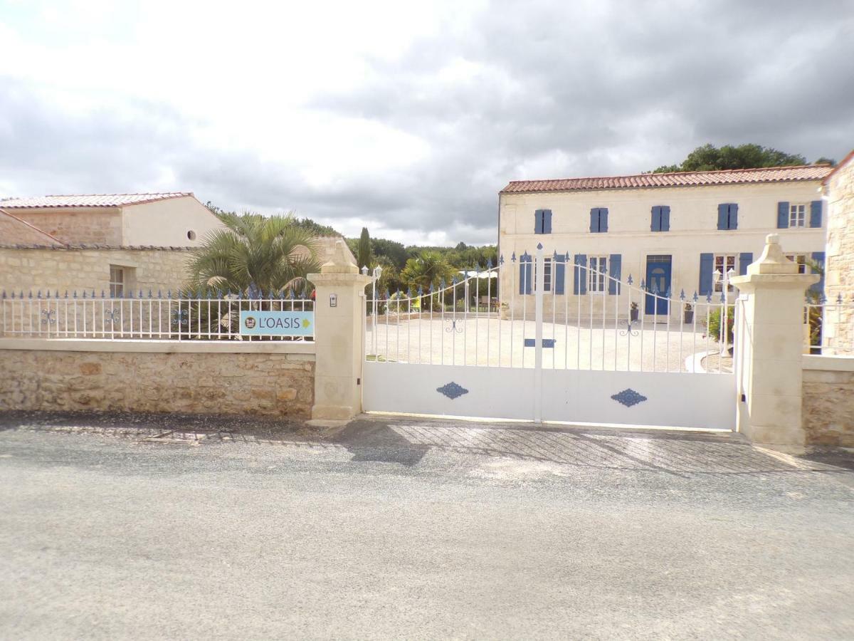 L'Oasis Bed and Breakfast Port-dʼEnvaux Buitenkant foto