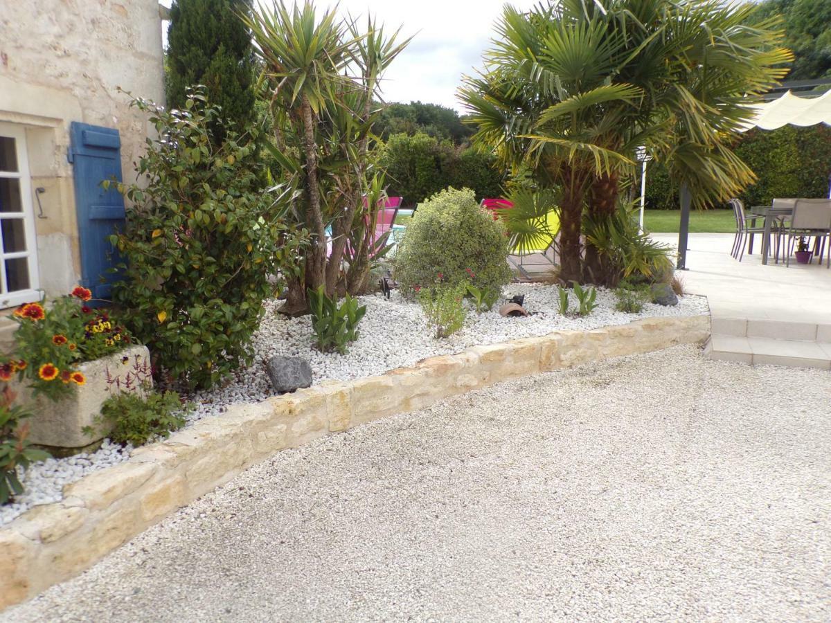 L'Oasis Bed and Breakfast Port-dʼEnvaux Buitenkant foto