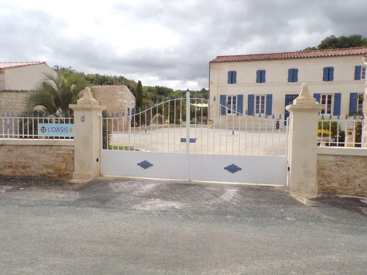 L'Oasis Bed and Breakfast Port-dʼEnvaux Buitenkant foto